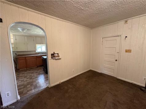 16404 Tarkington Avenue Cleveland OH 44128