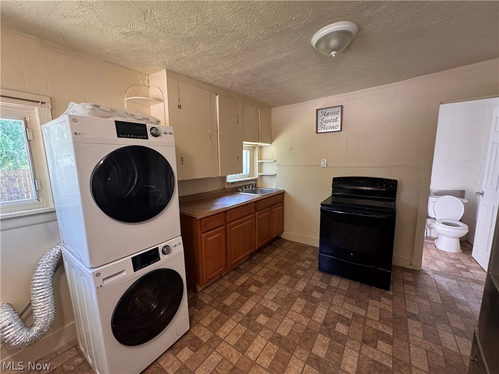 16404 Tarkington Avenue Cleveland OH 44128