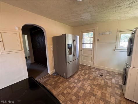 16404 Tarkington Avenue Cleveland OH 44128