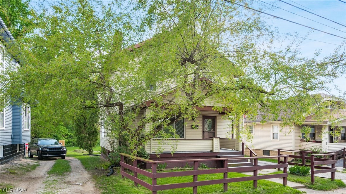 954 Pershing Road Zanesville OH 43701