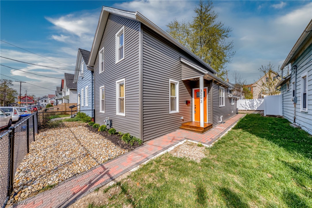 3293 W 23rd Place Cleveland OH 44109