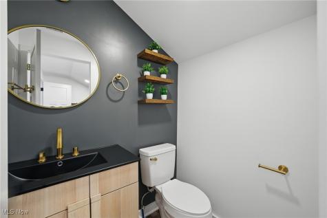 3293 W 23rd Place Cleveland OH 44109