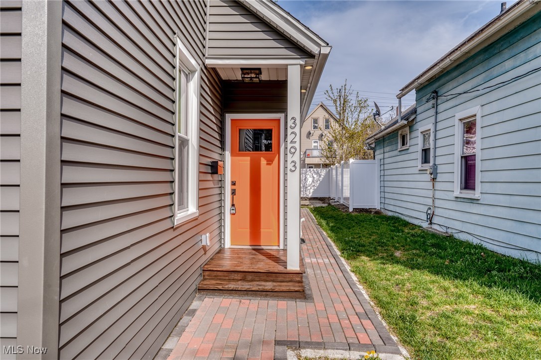 3293 W 23rd Place Cleveland OH 44109
