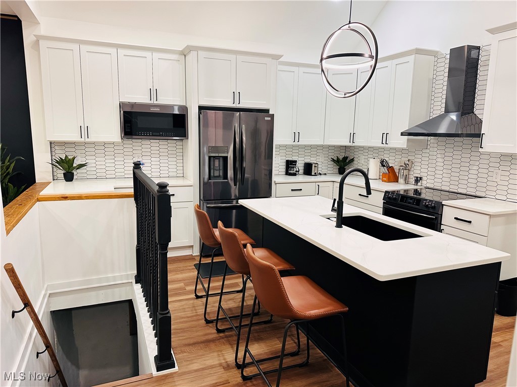 3293 W 23rd Place Cleveland OH 44109