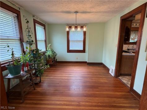 1557 D Street Lorain OH 44052