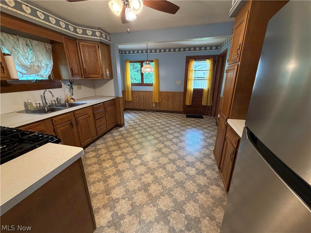 1557 D Street Lorain OH 44052