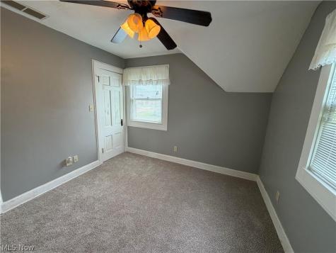 1557 D Street Lorain OH 44052