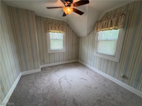 1557 D Street Lorain OH 44052
