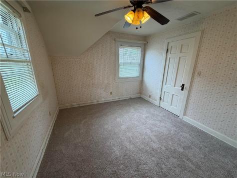 1557 D Street Lorain OH 44052
