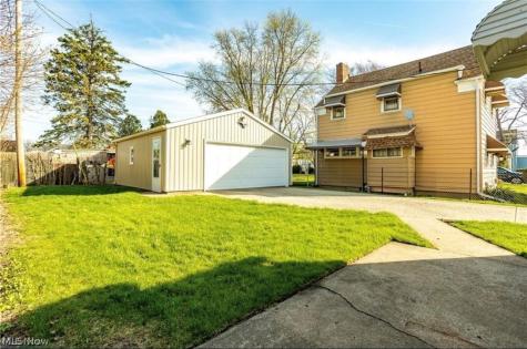 1557 D Street Lorain OH 44052