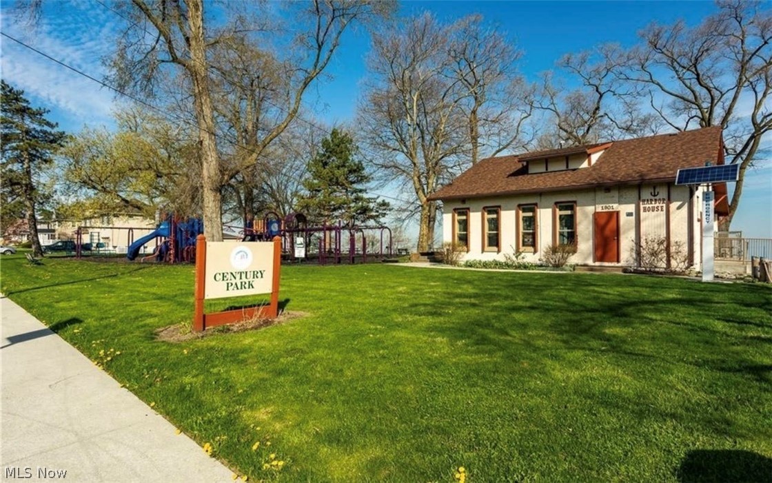 1557 D Street Lorain OH 44052
