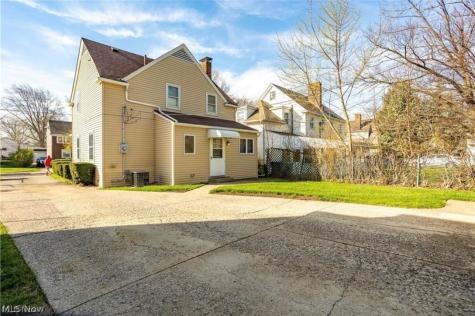 1557 D Street Lorain OH 44052