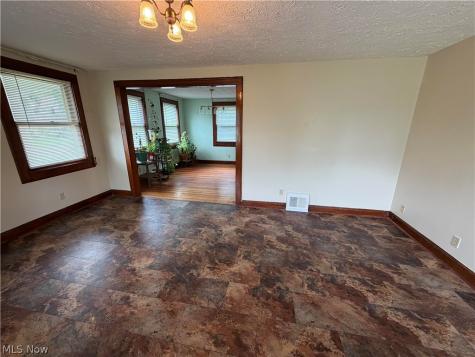 1557 D Street Lorain OH 44052
