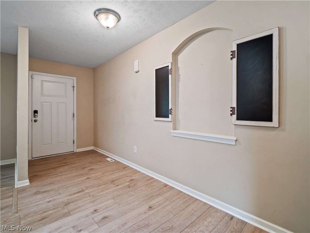17062 Woodshire Drive Strongsville OH 44149