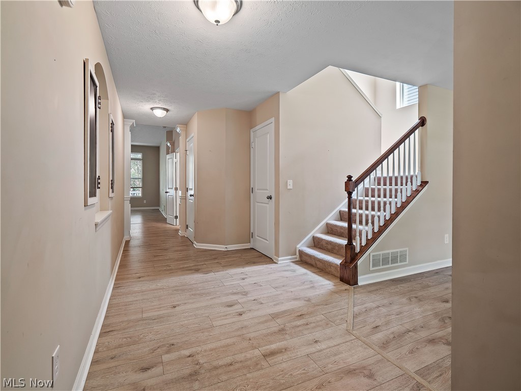 17062 Woodshire Drive Strongsville OH 44149