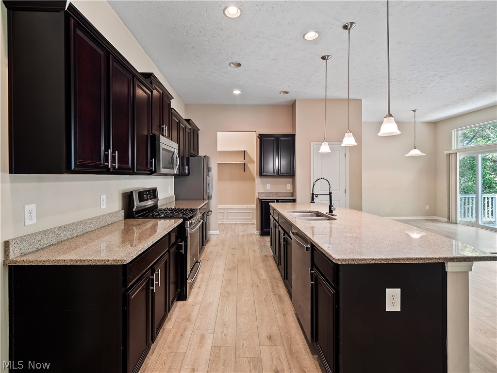 17062 Woodshire Drive Strongsville OH 44149