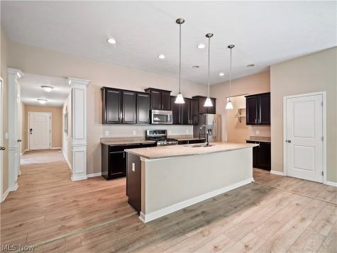 17062 Woodshire Drive Strongsville OH 44149
