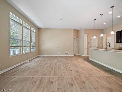 17062 Woodshire Drive Strongsville OH 44149