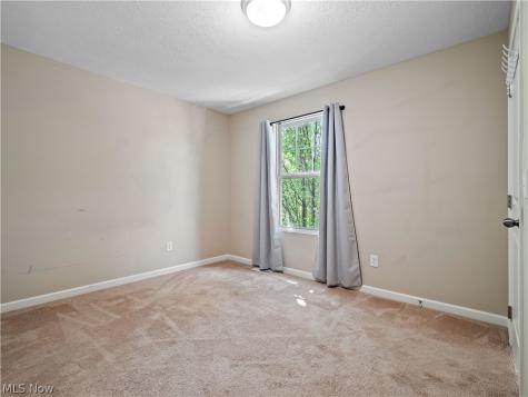 17062 Woodshire Drive Strongsville OH 44149