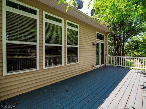 17062 Woodshire Drive Strongsville OH 44149