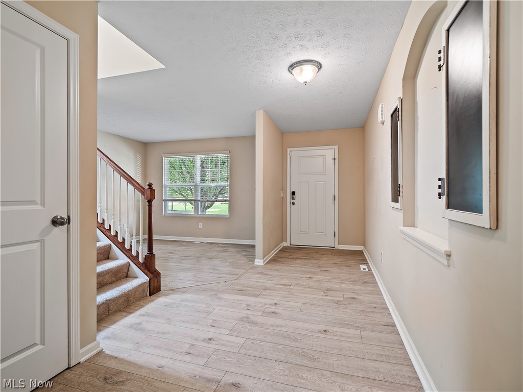 17062 Woodshire Drive Strongsville OH 44149