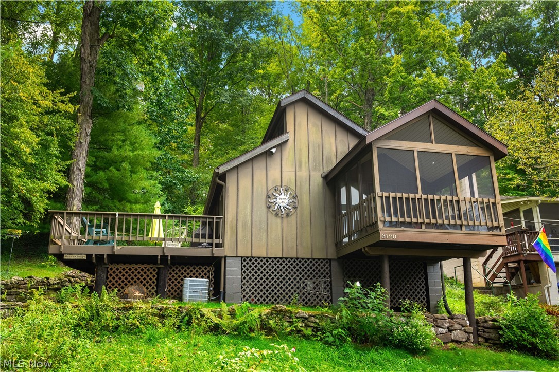 3120 Rockwood Drive SW Carrollton OH 44615