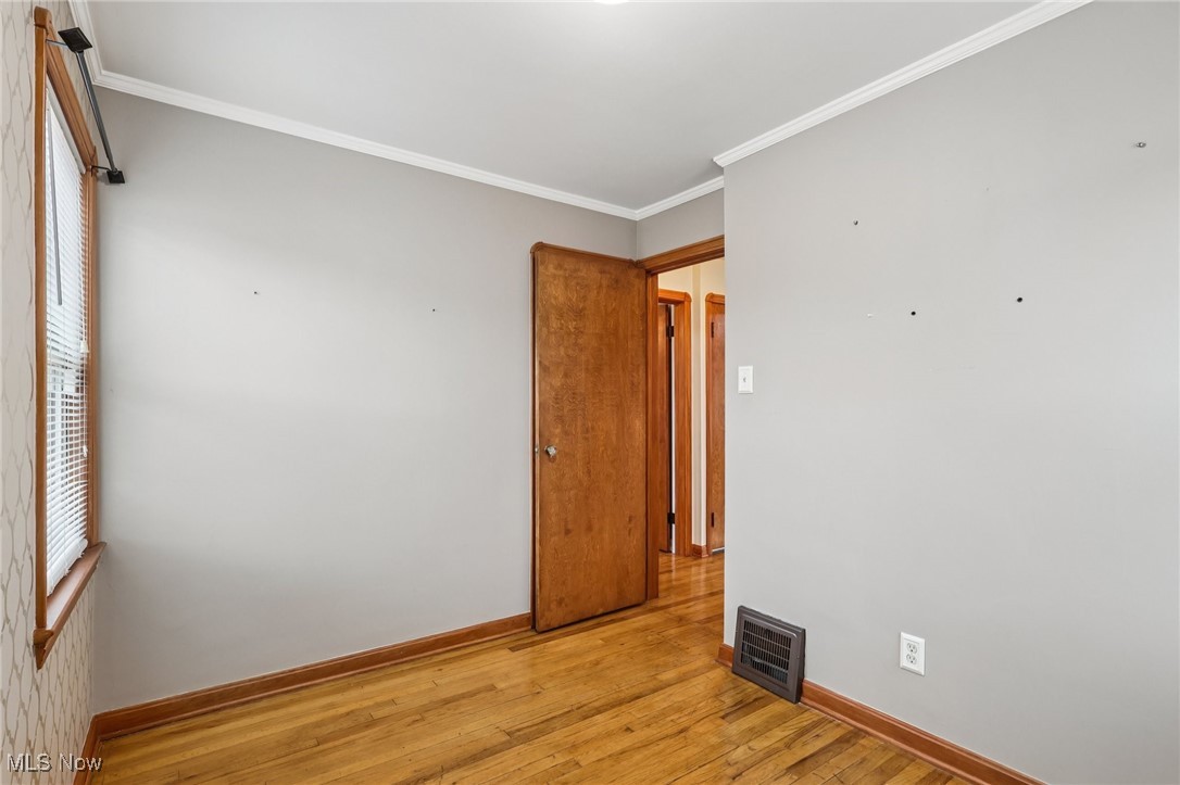 10802 Flower Avenue Cleveland OH 44111