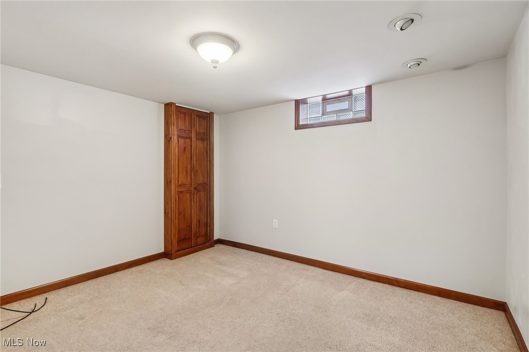 10802 Flower Avenue Cleveland OH 44111