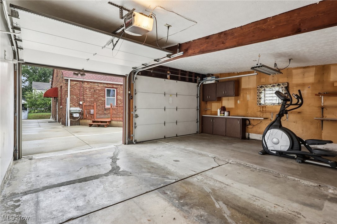 10802 Flower Avenue Cleveland OH 44111