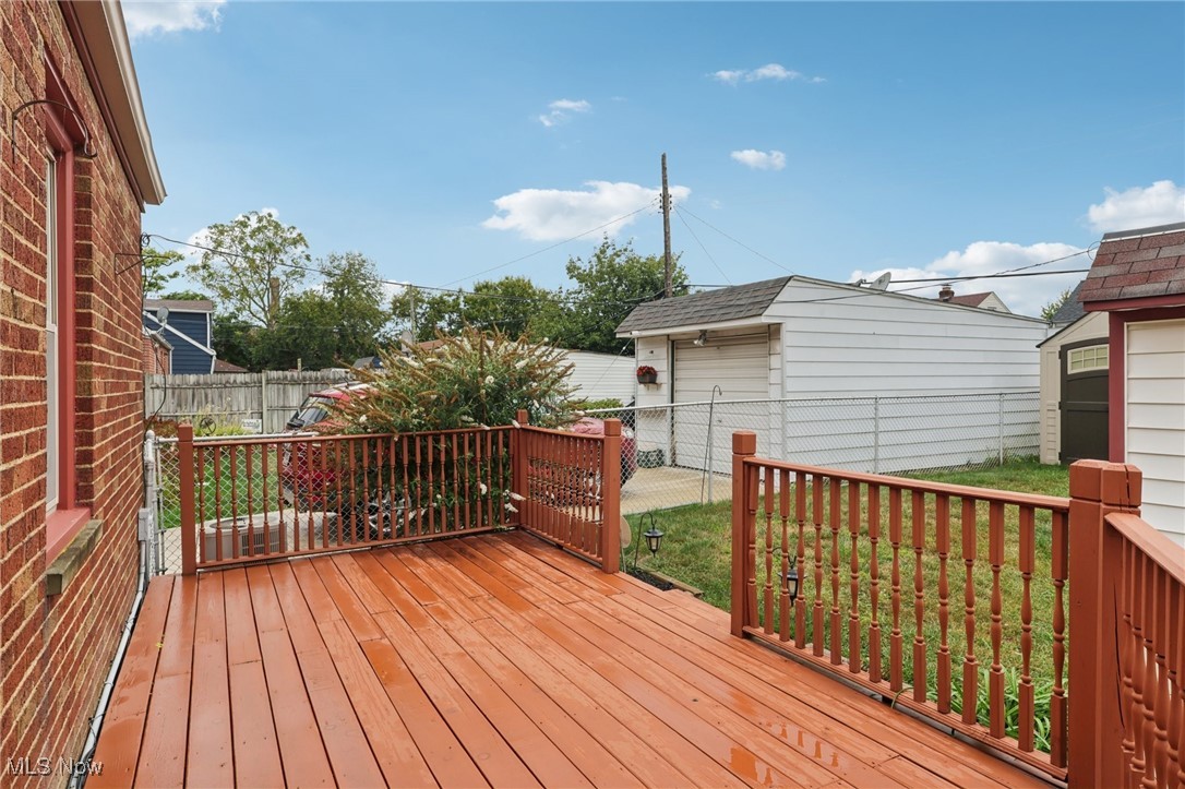 10802 Flower Avenue Cleveland OH 44111