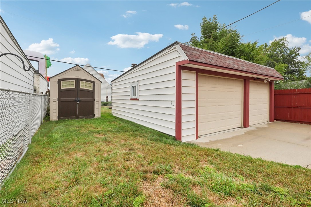 10802 Flower Avenue Cleveland OH 44111