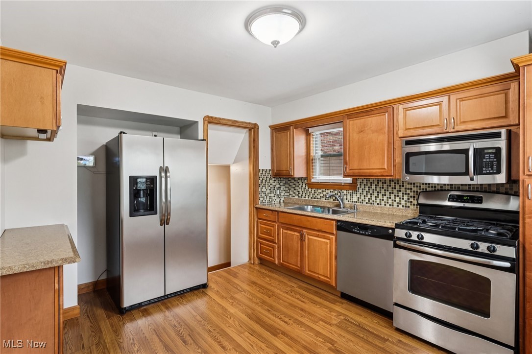 10802 Flower Avenue Cleveland OH 44111