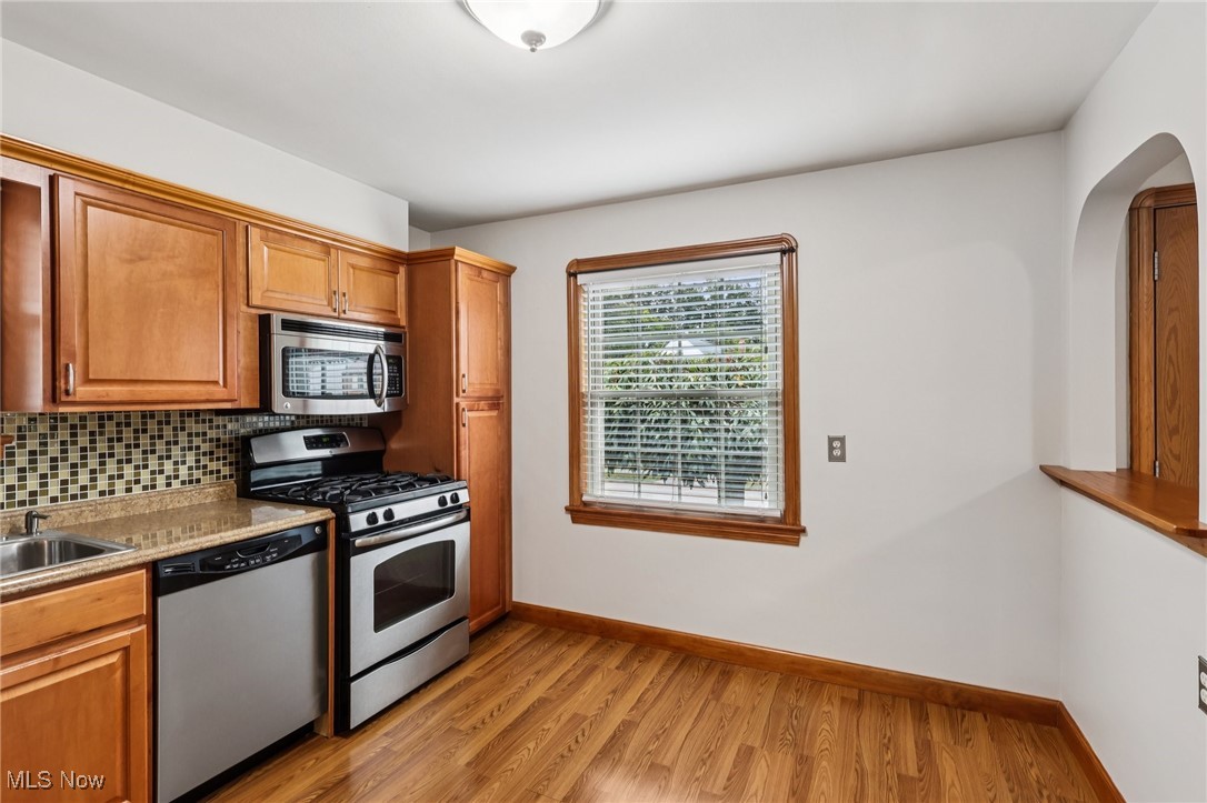 10802 Flower Avenue Cleveland OH 44111