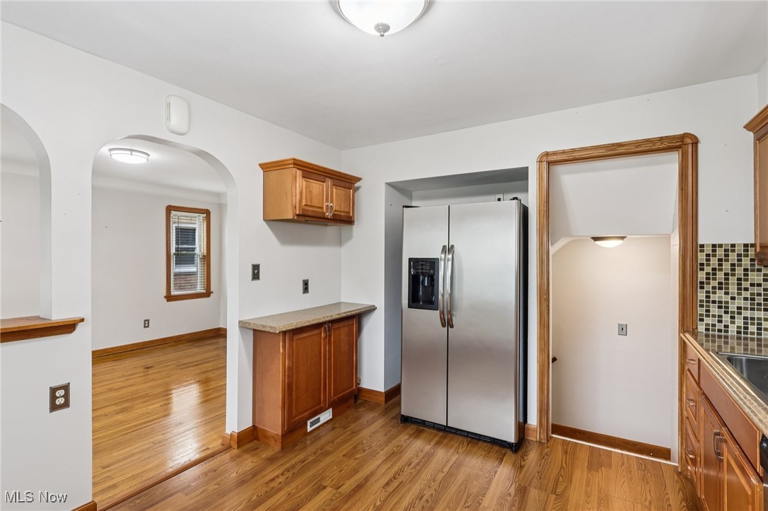 10802 Flower Avenue Cleveland OH 44111