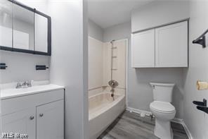223 E Maple Street Hartville OH 44632