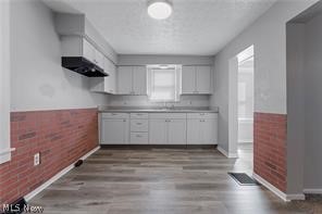 223 E Maple Street Hartville OH 44632