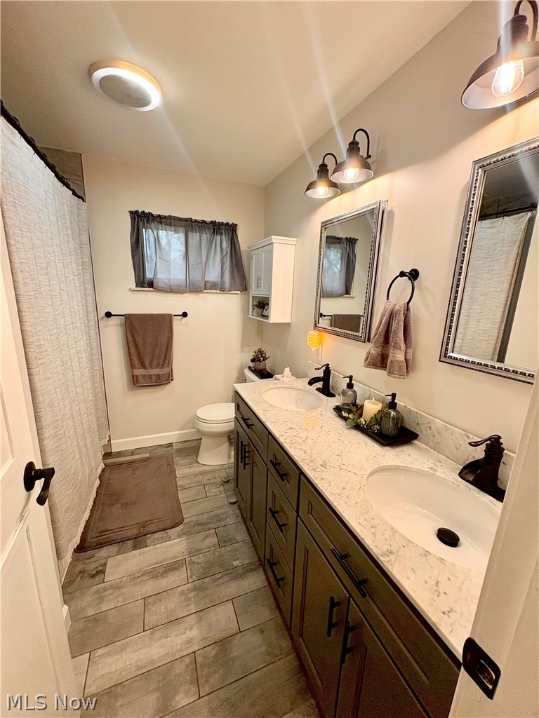 4561 W South Range Road Columbiana OH 44408