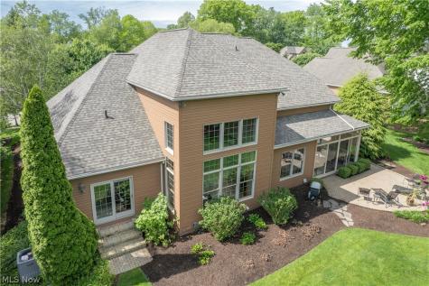 1535 Chadford Gate SE Canton OH 44709
