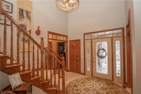 1535 Chadford Gate SE Canton OH 44709
