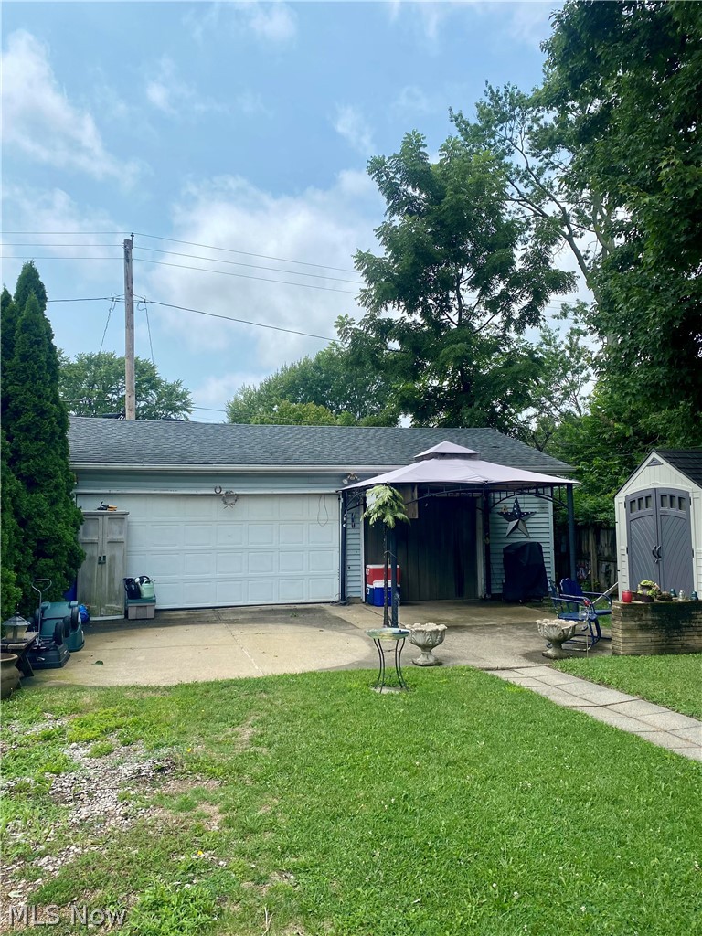 150 Seneca Avenue Elyria OH 44035