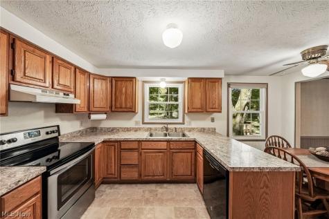 95 River Park Boulevard Munroe Falls OH 44262