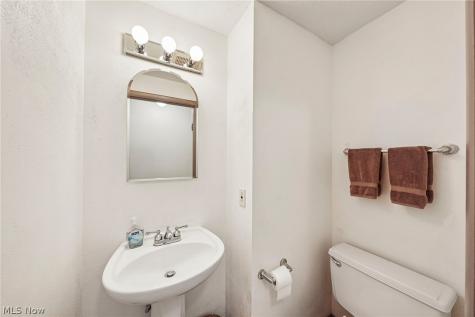 95 River Park Boulevard Munroe Falls OH 44262
