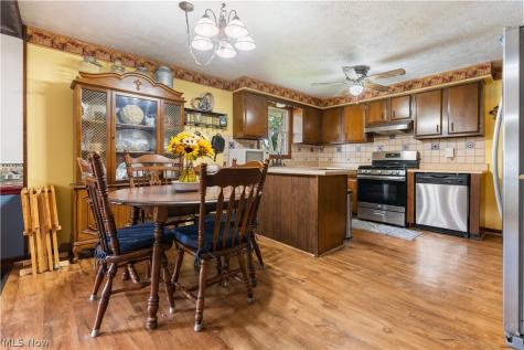 1015 Carnwise Street SW Canton OH 44706