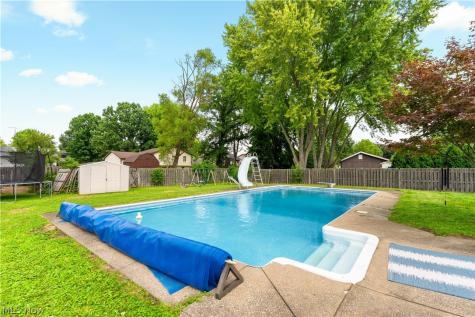 1015 Carnwise Street SW Canton OH 44706