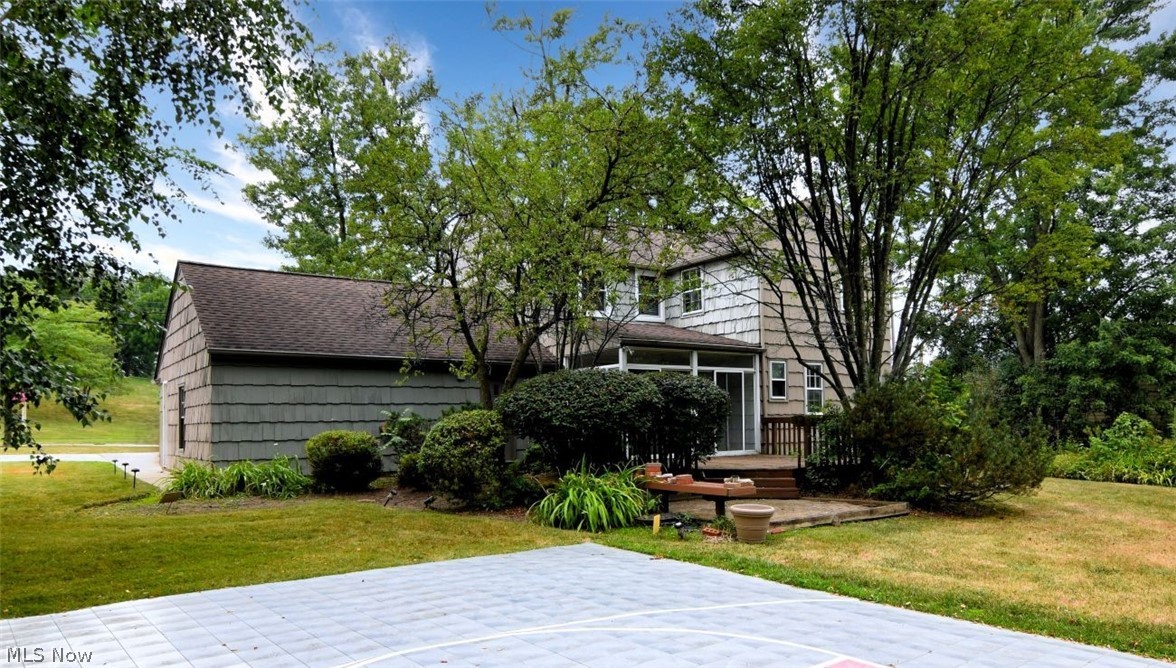 2601 Richmond Road Beachwood OH 44122