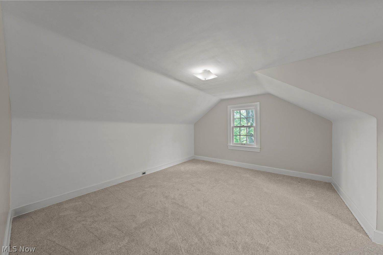 1259 West Hill Drive Gates Mills OH 44040