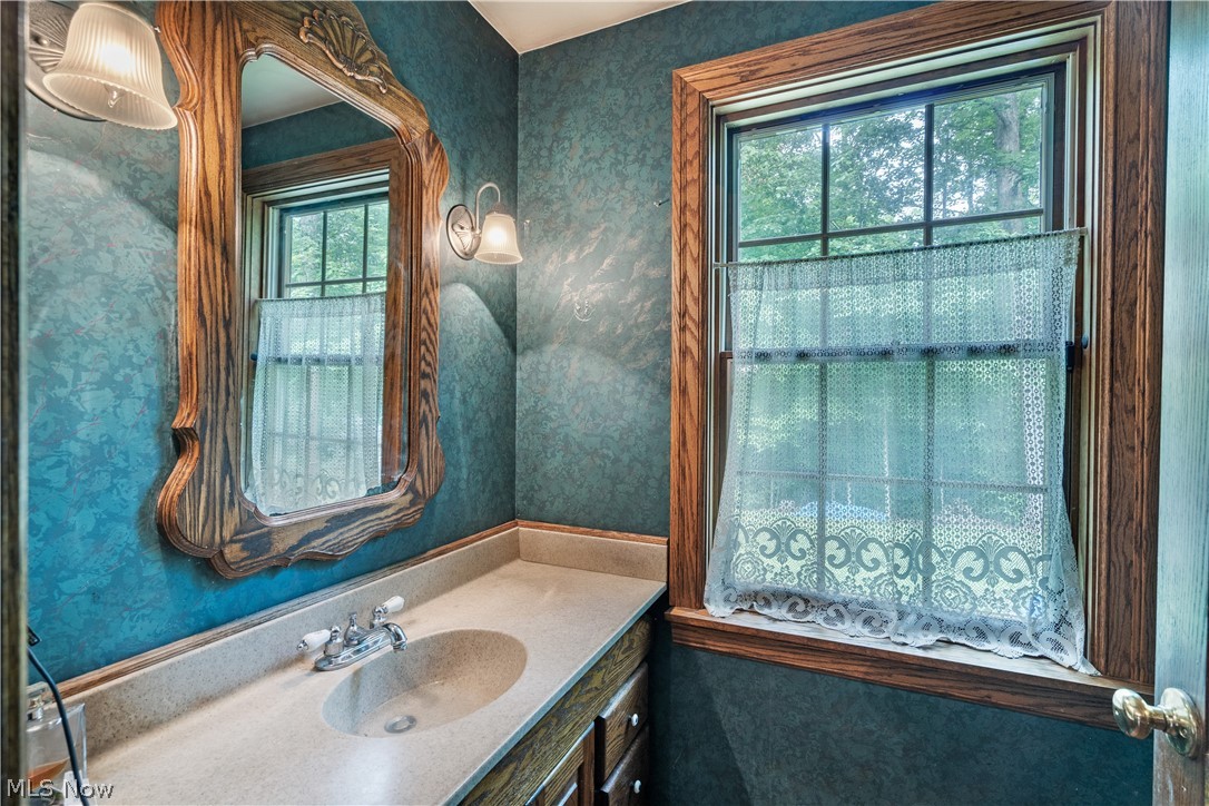 8640 N Palmyra Road Canfield OH 44406