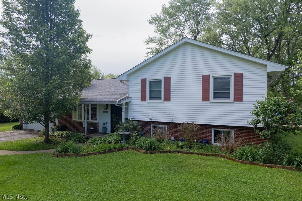 1350 W Vine Street Alliance OH 44601