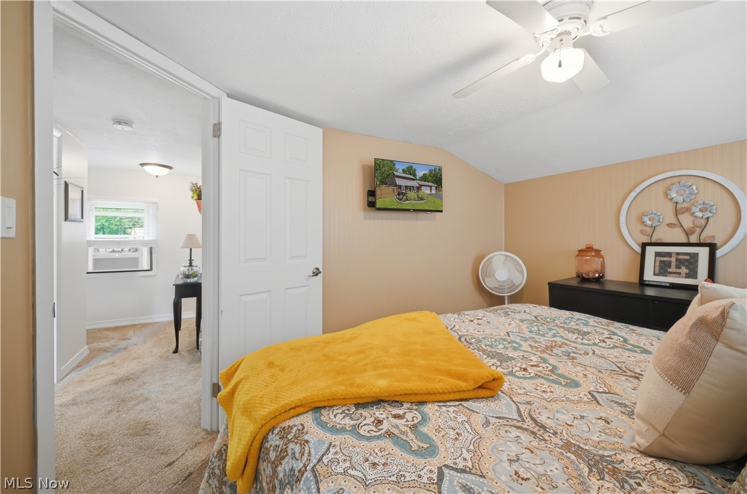 16728 Parkview Avenue Lake Milton OH 44429