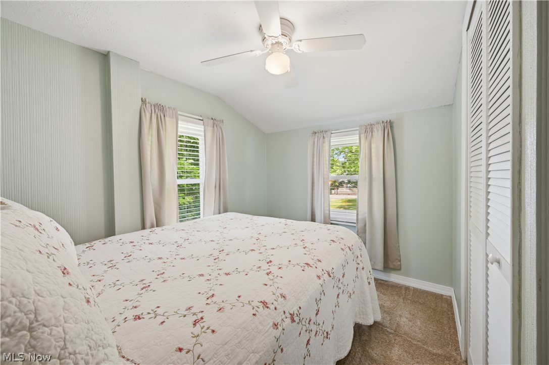 16728 Parkview Avenue Lake Milton OH 44429
